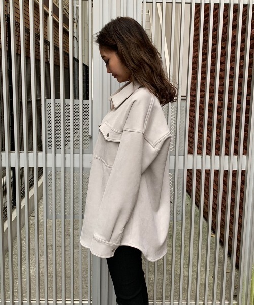 ENVYM（アンビー）の「フェイクレザーＳＨ ＪＫ（テーラードジャケット・レディース・ベージュ/グレー/ブラック・FREE）」の5枚目の写真