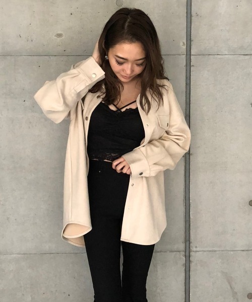 ENVYM（アンビー）の「フェイクレザーＳＨ ＪＫ（テーラードジャケット・レディース・ベージュ/グレー/ブラック・FREE）」の8枚目の写真