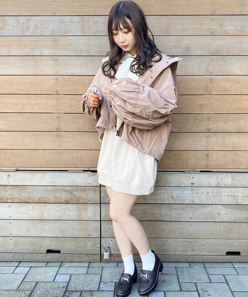 apres jour（アプレジュール）の「袖デザインマウンパ【ZOZOTOWN限定アイテム】（ブルゾン・レディース・ブラック/サックスブルー/ピンクベージュ/ライトベージュ・フリー）」の9枚目の写真