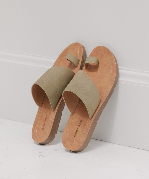 GLOBAL WORK(グローバルワーク)の「らくっショントングサンダル/865571(サンダル・レディース・ブラック/ブラウン/ゼブラ/ライトベージュ/パイソン/アイボリー/ブラウン系その他2/ベージュ/ブラウン系その他/キャメル/グリーン系その他4/ライトグレー・SMALL/MEDIUM/LARGE/X-LARGE)」の9枚目の写真