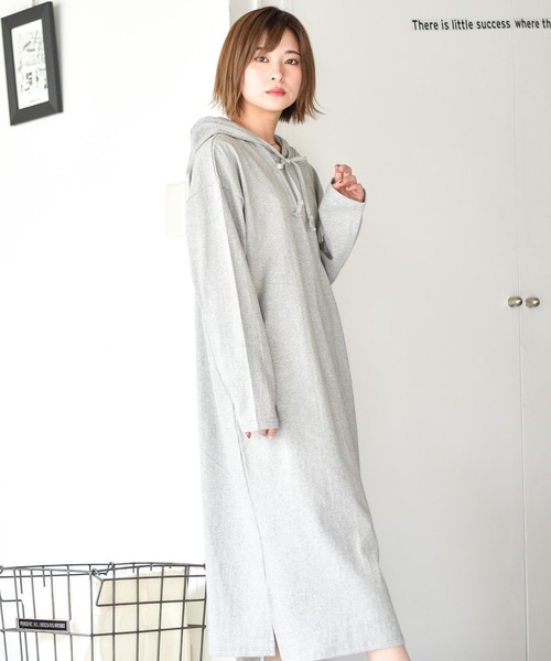 muure（ミュール）の「スウェットパーカーワンピース（ワンピース・レディース・ブラック/ベージュ/グレー・FREE）」の3枚目の写真