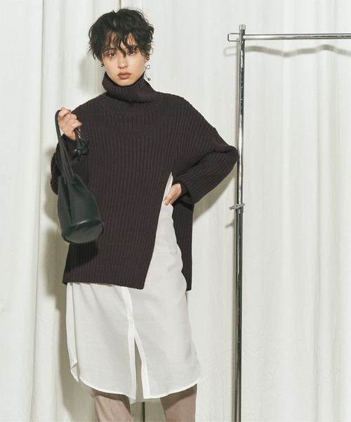 titivate（ティティベイト）の「ｽﾘｯﾄﾃﾞｻﾞｲﾝﾆｯﾄ（ニット/セーター・レディース・ライトグレー/ブラック/ブルー/パープル系その他/ライトベージュ/チャコール・S/M）」の3枚目の写真