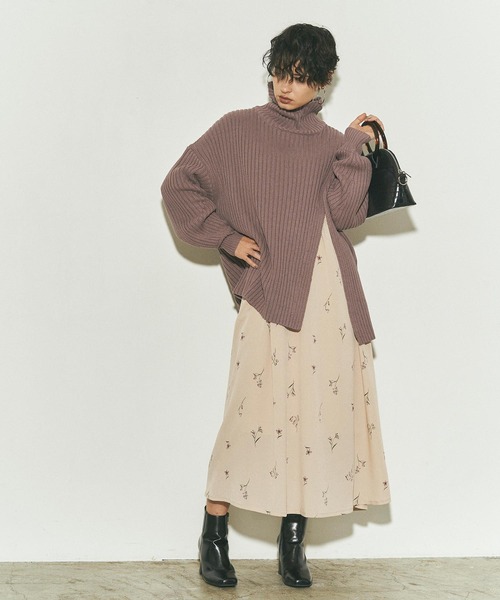 titivate（ティティベイト）の「ｽﾘｯﾄﾃﾞｻﾞｲﾝﾆｯﾄ（ニット/セーター・レディース・ライトグレー/ブラック/ブルー/パープル系その他/ライトベージュ/チャコール・S/M）」の21枚目の写真