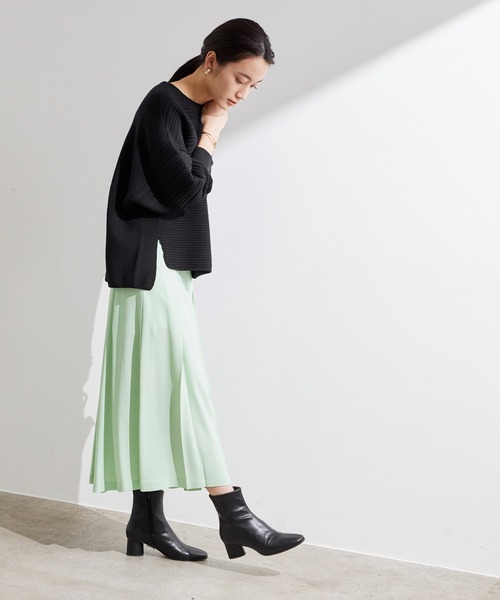 ADAM ET ROPE'(アダムエロペ)の「MIXパターンボリュームニットプルオーバー(カーディガン/ボレロ・レディース・ブラック/オフホワイト・FREE)」の16枚目の写真