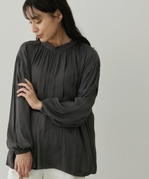 SALON adam et rope'（サロン アダム エ ロペ）の「春色シャイニーサテン袖ボリュームブラウス（シャツ/ブラウス・レディース）」