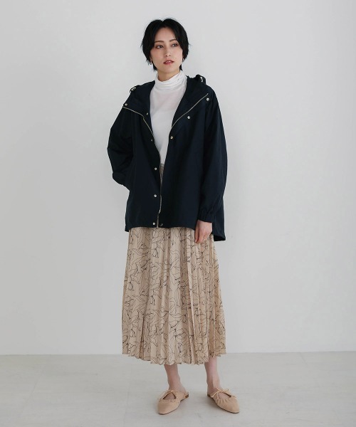 Bou Jeloud（ブージュルード）の「アートフラワープリーツスカート（スカート・レディース・ブラック/ベージュ/ブルー・FREE）」の4枚目の写真