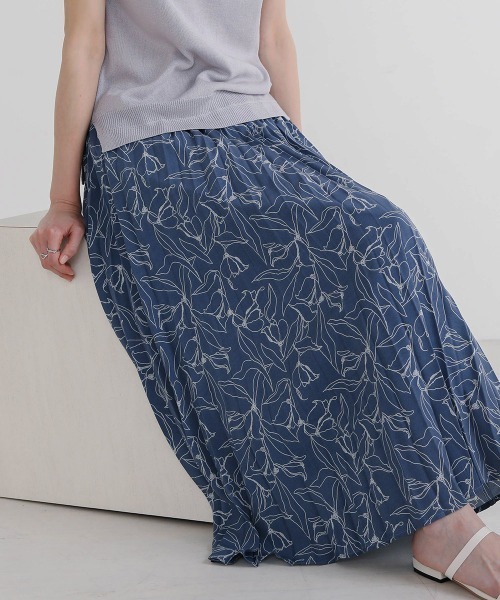 Bou Jeloud（ブージュルード）の「アートフラワープリーツスカート（スカート・レディース・ブラック/ベージュ/ブルー・FREE）」の21枚目の写真