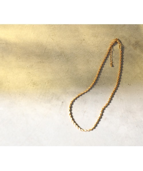 select MOCA（セレクトモカ）の「ツイストチェーンネックレス（ネックレス・レディース・シルバー/ゴールド・FREE）」の8枚目の写真