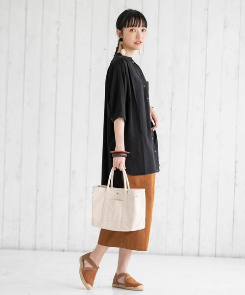 coen(コーエン)の「【セットアップ対応】チンツバンドカラーブラウス(シャツ/ブラウス・レディース・ベージュ/ブラック/レッド/オフホワイト・LARGE/MEDIUM)」の14枚目の写真