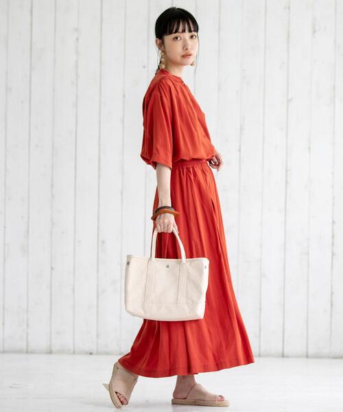 coen(コーエン)の「【セットアップ対応】チンツバンドカラーブラウス(シャツ/ブラウス・レディース・ベージュ/ブラック/レッド/オフホワイト・LARGE/MEDIUM)」の9枚目の写真