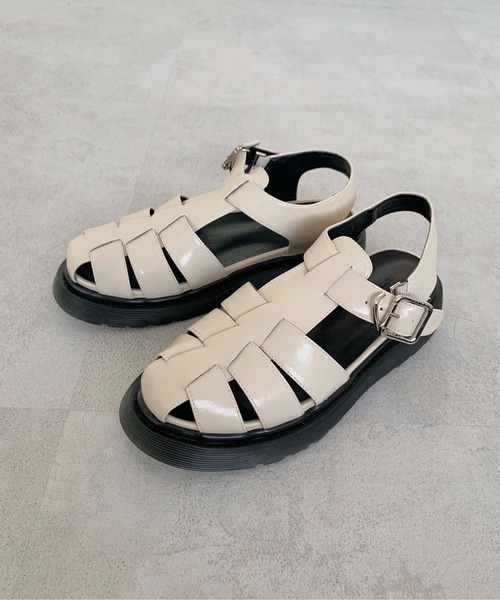 FREE'S MART(フリーズマート)の「◇フットベットグルカサンダル(サンダル・レディース・ホワイト/ブラック・MEDIUM/SMALL)」の2枚目の写真