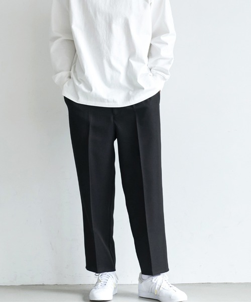 coca(coca)(コカ)の「ポリツイルタックテーパードパンツ(その他パンツ・メンズ・ベージュ/ブラック・L/M)」の1枚目の写真