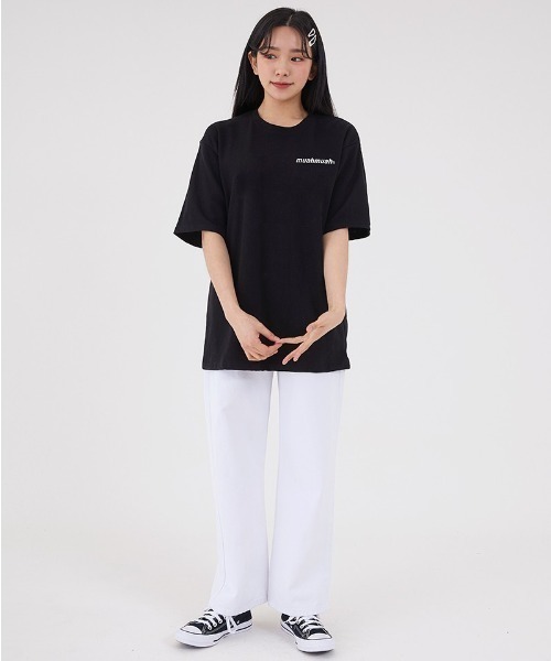 muah muah/ムーアムーア』VIVID LOGO HALF T-SHIRT/ヴィヴィッド