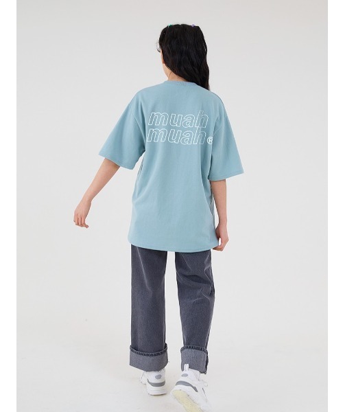 muahmuah（ムーアムーア）の「『muah muah/ムーアムーア』VIVID LOGO HALF T-SHIRT/ヴィヴィッドロゴ 半袖Tシャツ（Tシャツ/カットソー・レディース・ブルー/ピンク/ネイビー/ブラック/ライトグリーン/イエロー/ライトパープル/ホワイト/パープル・FREE）」の20枚目の写真