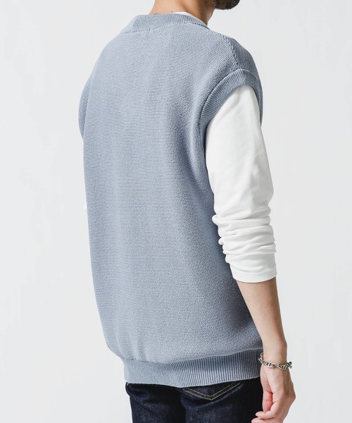 NANO universe（ナノユニバース）の「リネンブレンドニットＶネックベスト（ニット/セーター・メンズ・ベージュ/ブラック/サックスブルー・S/M/L）」の4枚目の写真