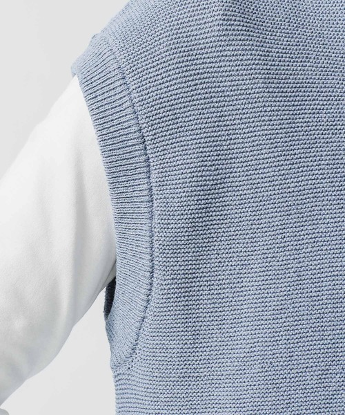 NANO universe（ナノユニバース）の「リネンブレンドニットＶネックベスト（ニット/セーター・メンズ・ベージュ/ブラック/サックスブルー・S/M/L）」の6枚目の写真