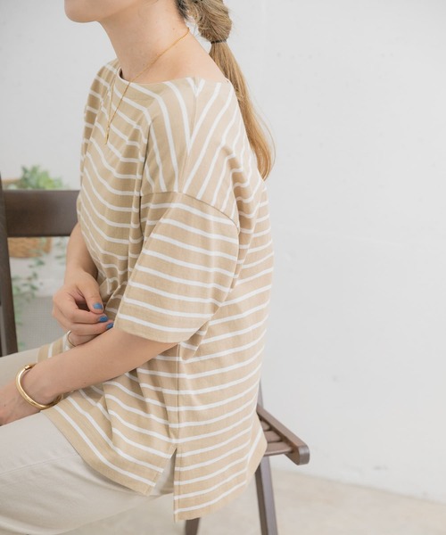 ITEMS URBANRESEARCH(アイテムズ アーバンリサーチ)の「ボートネックボーダーTシャツ(Tシャツ/カットソー・レディース・ベージュ/チャコールグレー/オフホワイト・FREE)」の17枚目の写真