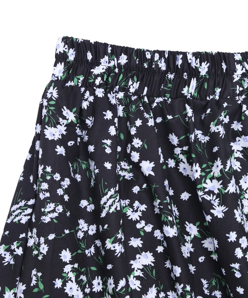 Figments（フィグメンツ）の「花柄ティアードロングスカート（スカート・レディース・ブルー/ブラック・FREE）」の14枚目の写真