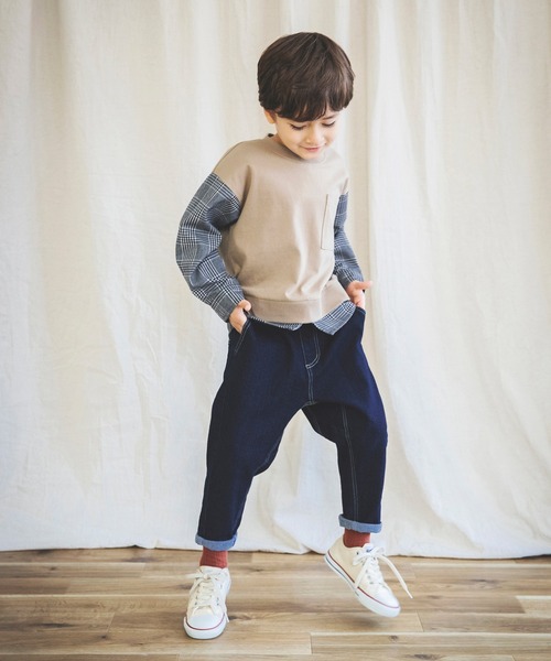 BRANSHES(ブランシェス)の「ガーデナーテーパードデニムパンツ(デニムパンツ・キッズ・ネイビー/ブルー・130cm/140cm/100cm/110cm/90cm/150cm/120cm)」の15枚目の写真