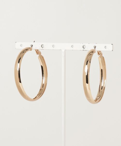 atmos pink（アトモスピンク）の「atmos pink シンプルフープピアス（ピアス（両耳用）・レディース・シルバー/ゴールド・FREE）」の2枚目の写真