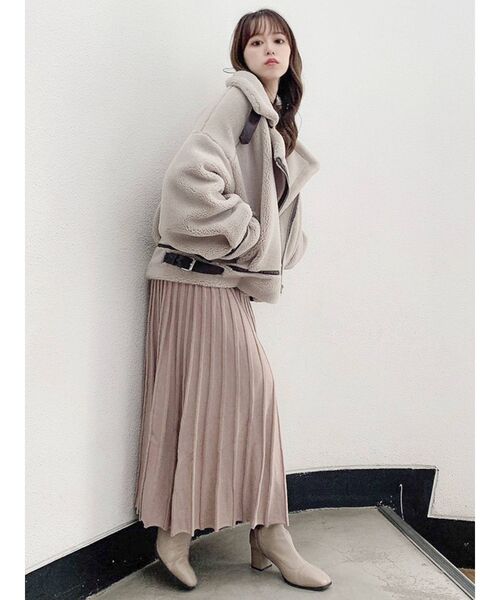 dazzlin（ダズリン）の「ペールパイピングボアブルゾン（ブルゾン・レディース・アイボリー/モカ・FREE）」の20枚目の写真