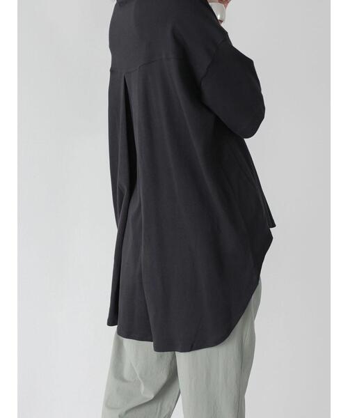 AMERICAN HOLIC(アメリカンホリック)の「バックタック半袖カットチュニック(Tシャツ/カットソー・レディース・ブラック/ライトカーキ/オフホワイト・L/M)」の14枚目の写真