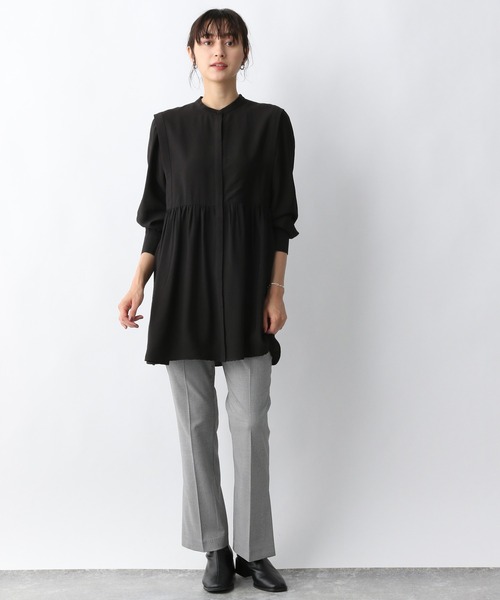 A part by（アパートバイ）の「RyNyペプラムシャツ_長袖　227957（シャツ/ブラウス・レディース・オフホワイト/ブラック/カーキ・FREE）」の4枚目の写真