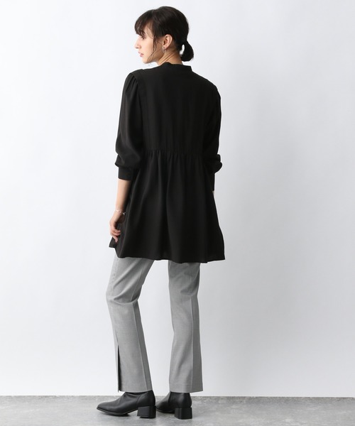 A part by（アパートバイ）の「RyNyペプラムシャツ_長袖　227957（シャツ/ブラウス・レディース・オフホワイト/ブラック/カーキ・FREE）」の7枚目の写真