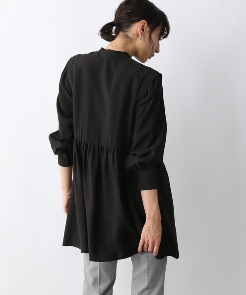 A part by（アパートバイ）の「RyNyペプラムシャツ_長袖　227957（シャツ/ブラウス・レディース・オフホワイト/ブラック/カーキ・FREE）」の16枚目の写真