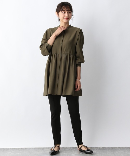 A part by（アパートバイ）の「RyNyペプラムシャツ_長袖　227957（シャツ/ブラウス・レディース・オフホワイト/ブラック/カーキ・FREE）」の22枚目の写真