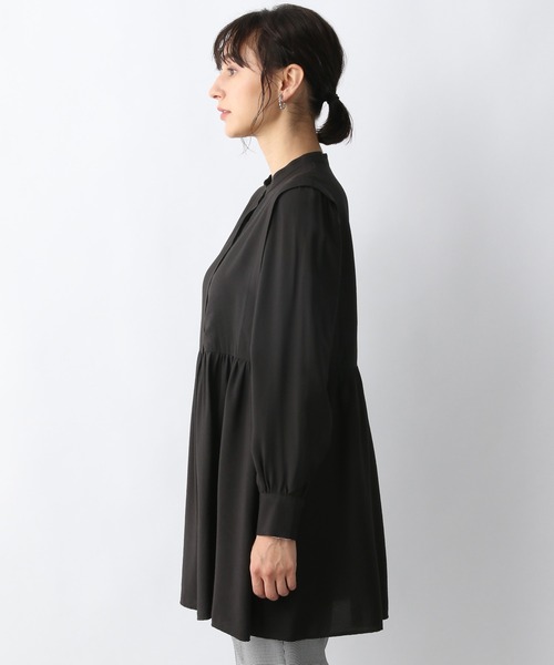 A part by（アパートバイ）の「RyNyペプラムシャツ_長袖　227957（シャツ/ブラウス・レディース・オフホワイト/ブラック/カーキ・FREE）」の20枚目の写真