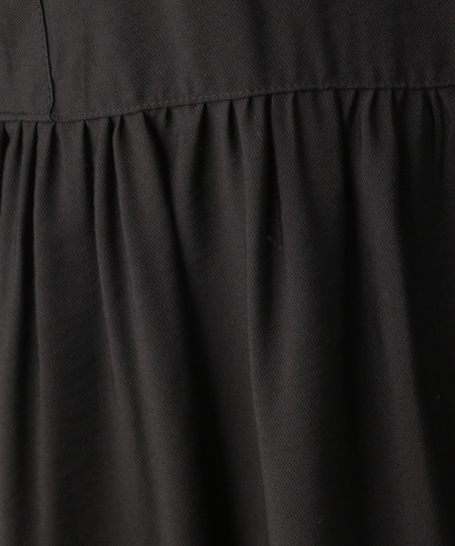 A part by（アパートバイ）の「RyNyペプラムシャツ_長袖　227957（シャツ/ブラウス・レディース・オフホワイト/ブラック/カーキ・FREE）」の12枚目の写真