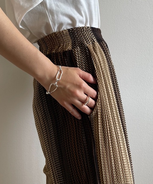 wee9s（ウィークス）の「natural pattern pleats slit pants / ナチュラルパターンウエストゴムプリーツスリットパンツ（その他パンツ・レディース・ブラック/ブラウン・FREE）」の11枚目の写真