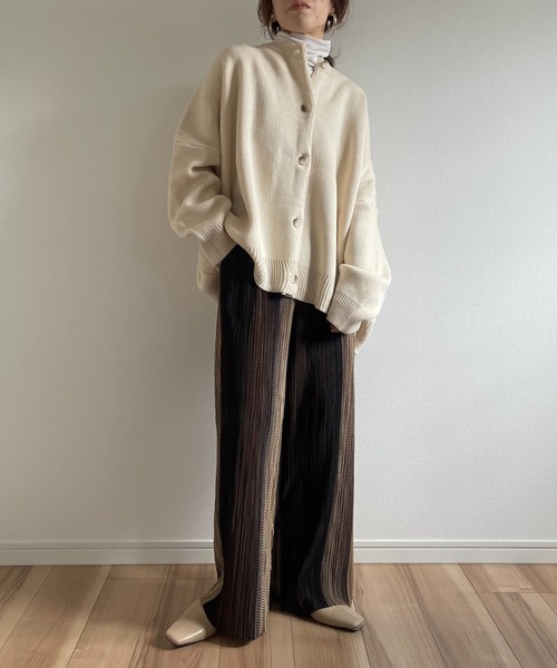 wee9s（ウィークス）の「natural pattern pleats slit pants / ナチュラルパターンウエストゴムプリーツスリットパンツ（その他パンツ・レディース・ブラック/ブラウン・FREE）」の5枚目の写真