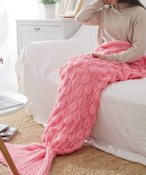 あったかい脚を温めてくれるマーメイドブランケット