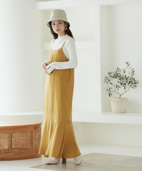 titivate（ティティベイト）の「ボトルネックゴールド釦デザインニット（ニット/セーター・レディース・ブラック/ダークブラウン/オフホワイト/グレイッシュベージュ/アイボリー/ライトブラウン・S/M/L）」の21枚目の写真