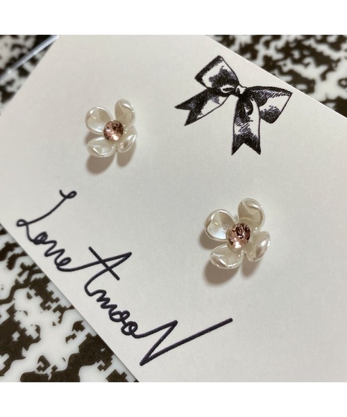 tone（トーン）の「【LoveAmooN】 perl flower vintagerose(MA)（ピアス（両耳用）・レディース・シルバー・FREE）」の5枚目の写真