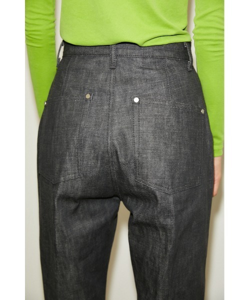 THROW by SLY(スローバイスライ)の「THROW HW LOOSE C/P TAPERED PT-E ハイウエスト ルーズ センタープレス テーパード デニムパンツ(デニムパンツ・レディース・グレー/アイボリー・2/1/0)」の12枚目の写真