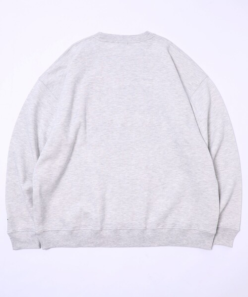 FREAK'S STORE（フリークスストア）の「WEB限定 ビッグシルエット 刺繍カレッジロゴ クルーネックスウェット/MAINE（スウェット・メンズ・チャコールグレー/グレー/ダークグリーン/ブラウン・LARGE/MEDIUM/SMALL）」の6枚目の写真