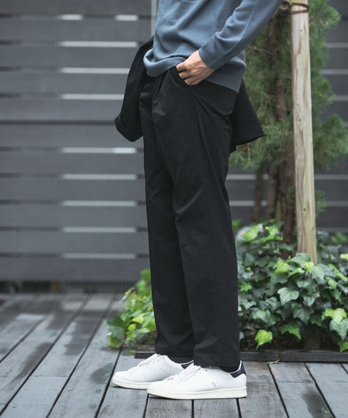 URBAN RESEARCH DOORS(アーバンリサーチドアーズ)の「LIFE STYLE TAILOR Move it アクティブパンツ(スーツパンツ・メンズ・ネイビー/ブラック・44/50/48/46)」の4枚目の写真