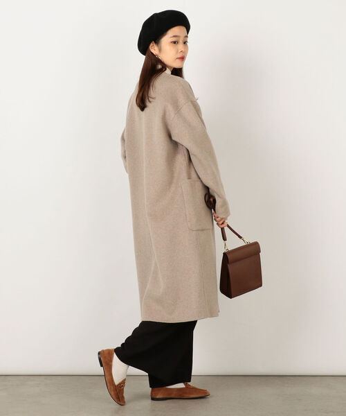 fredy emue（フレディエミュ）の「ライトノーカラーＶネックコート（ノーカラーコート・レディース・ベージュ/ネイビー/マスタード・38）」の11枚目の写真