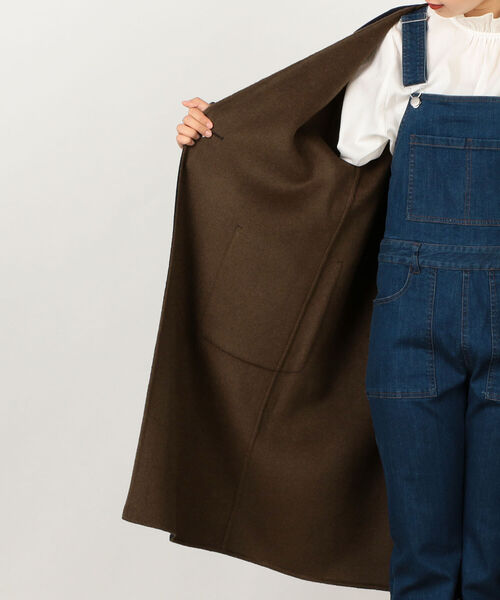 fredy emue（フレディエミュ）の「ライトノーカラーＶネックコート（ノーカラーコート・レディース・ベージュ/ネイビー/マスタード・38）」の19枚目の写真