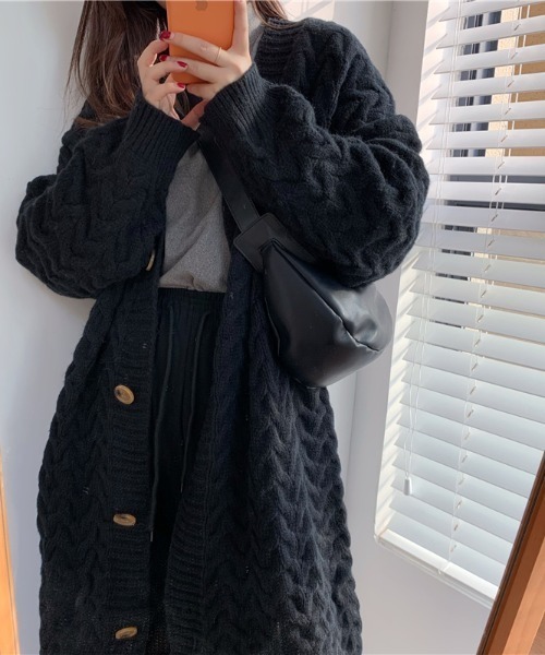 .KOM（ドットコム）の「A'GEM/9 × .kom『.kom/ドットケーオーエム』ルーズシルエット ケーブル編み ニットロングカーディガン（カーディガン/ボレロ・レディース・ブラック/グレー/ブラウン/ベージュ・M/L）」の17枚目の写真
