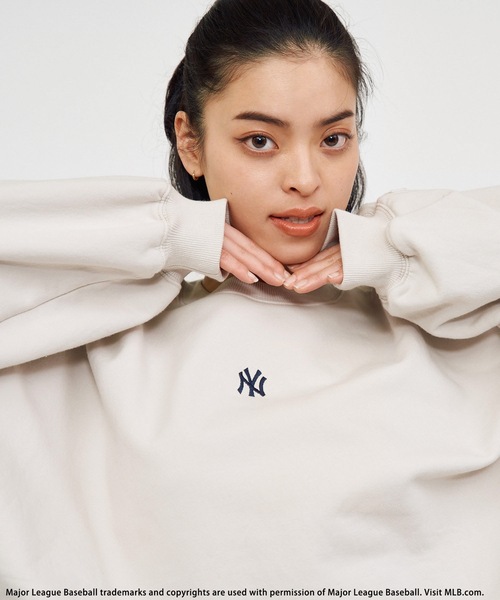 BACK TO THE FIELD（バック トゥー ザ フィールド）の「【MLB】オーバーサイズワンポイントロゴトップス（スウェット・レディース・ベージュ/ネイビー/キャメル・FREE）」の12枚目の写真