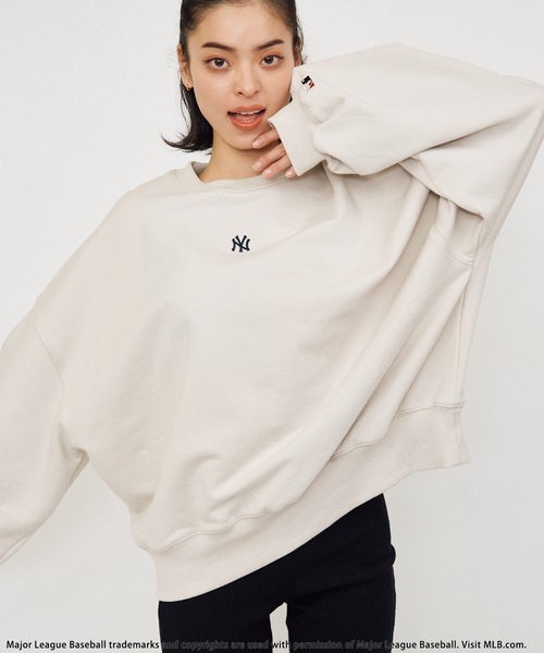 BACK TO THE FIELD（バック トゥー ザ フィールド）の「【MLB】オーバーサイズワンポイントロゴトップス（スウェット・レディース・ベージュ/ネイビー/キャメル・FREE）」の20枚目の写真