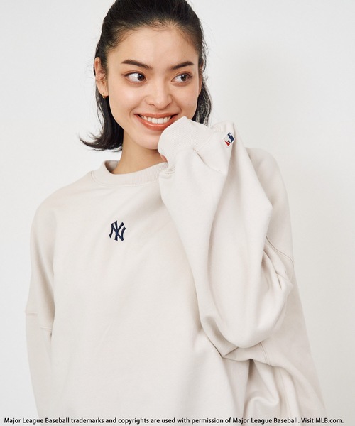 BACK TO THE FIELD（バック トゥー ザ フィールド）の「【MLB】オーバーサイズワンポイントロゴトップス（スウェット・レディース・ベージュ/ネイビー/キャメル・FREE）」の19枚目の写真