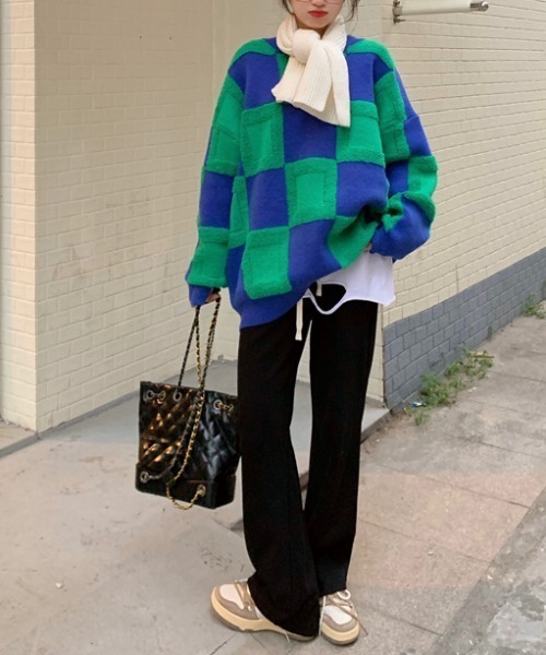 by muni:r（バイ ムニール）の「オーバーシルエットチェックパターンニット（ニット/セーター・レディース・ブラック/イエロー/ブルー・FREE）」の20枚目の写真