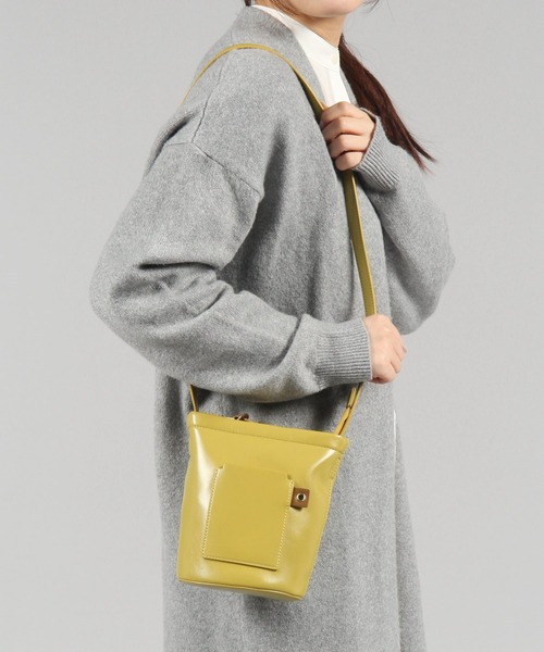 studio CLIP（スタディオクリップ）の「PUご近所ミニマムショルダーバッグ（ショルダーバッグ・レディース・ブラック/ブラウン/アイボリー/イエロー・FREE）」の5枚目の写真