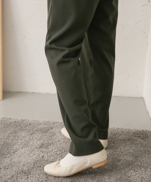 URBAN RESEARCH DOORS（アーバンリサーチドアーズ）の「ストレッチイージーパンツ（その他パンツ・レディース・チャコールグレー/ブラック/カーキ・38/36）」の9枚目の写真