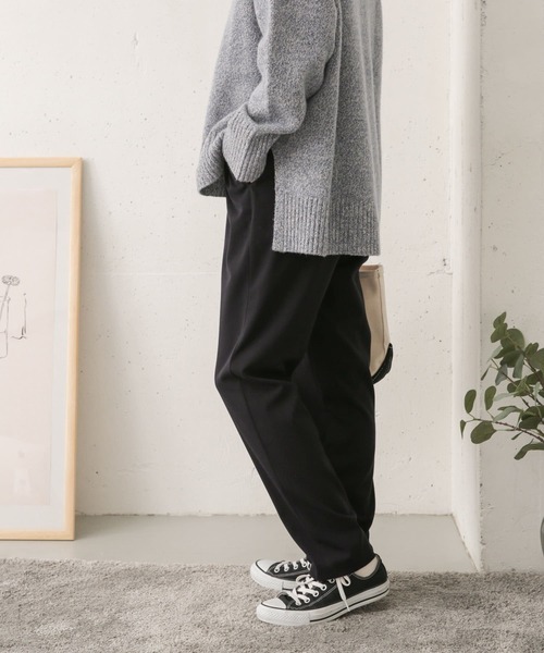 URBAN RESEARCH DOORS（アーバンリサーチドアーズ）の「ストレッチイージーパンツ（その他パンツ・レディース・チャコールグレー/ブラック/カーキ・38/36）」の7枚目の写真